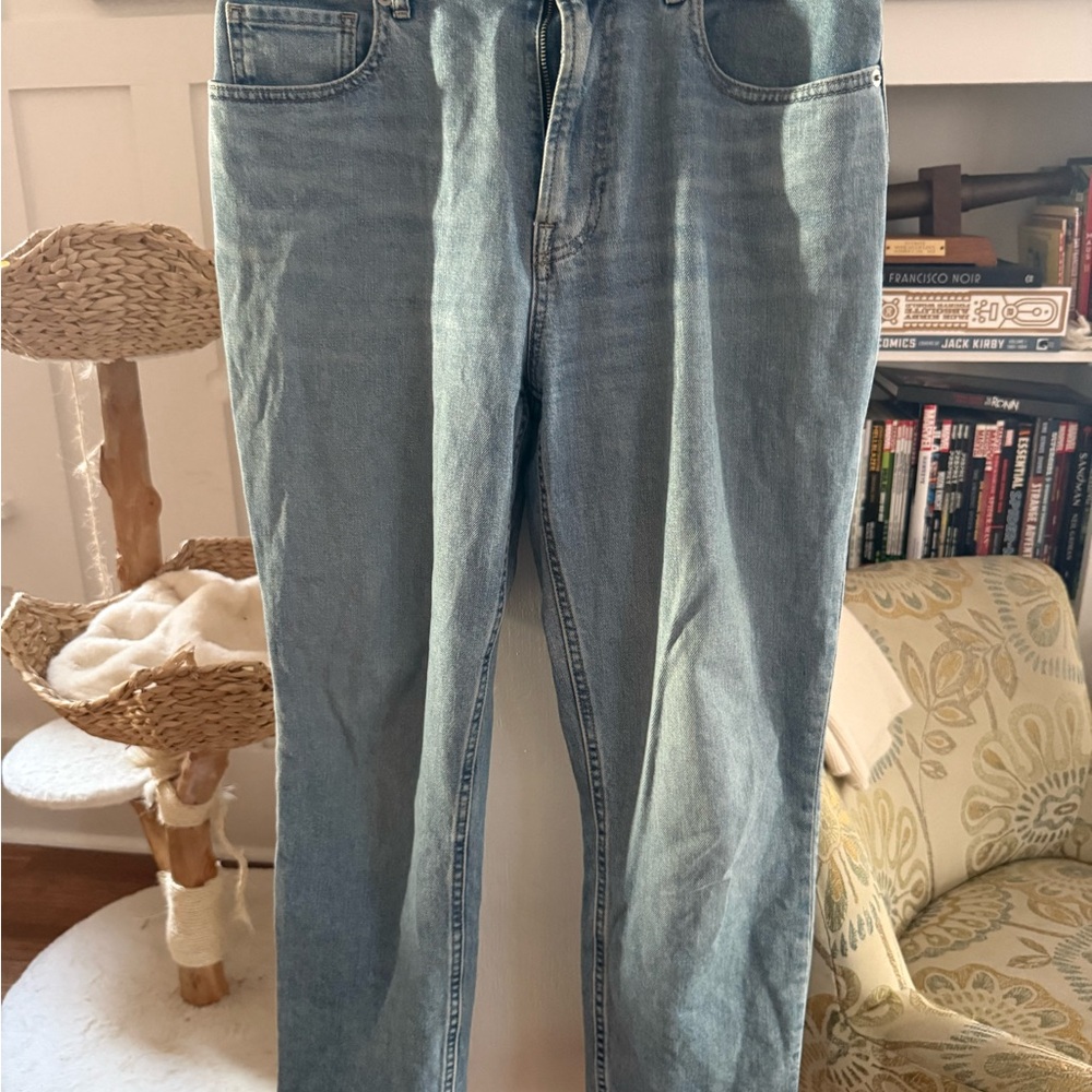 Everlane Curve Love Straight Leg Jeans